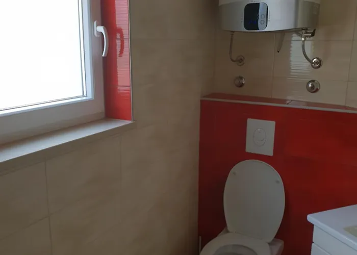 The View For The Vacation. 4+1